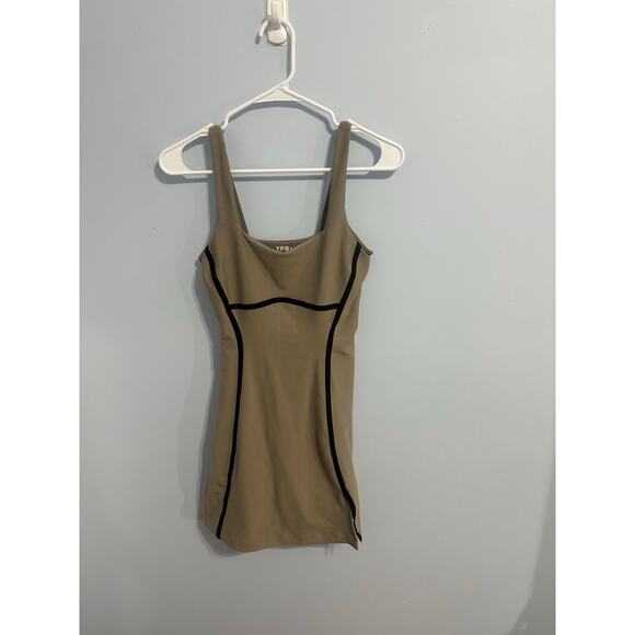 Abercrombie YPB SculptLux Mini Dress Oat and Black Sz S Athletic Dress Great! - Picture 4 of 9